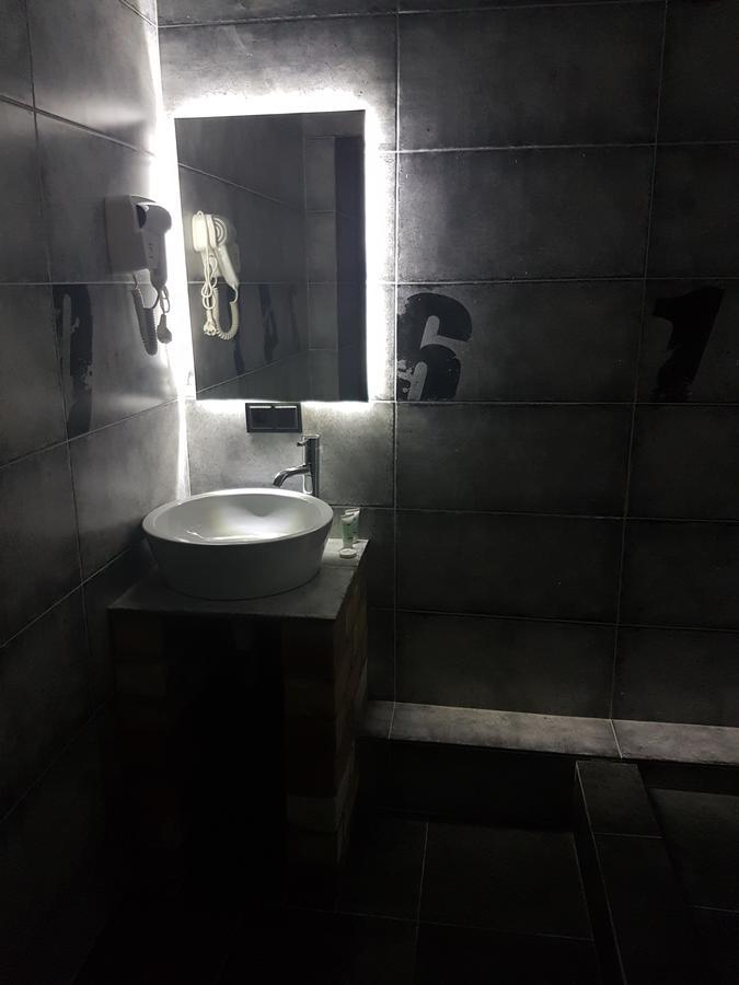 Гостевой дом Home Guest Residence Бишкек Экстерьер фото