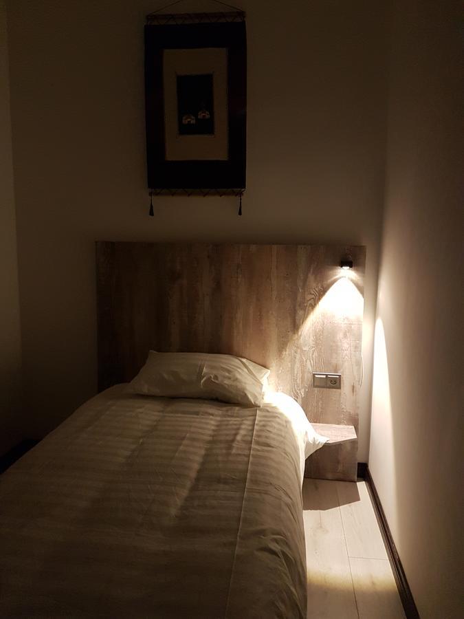 Гостевой дом Home Guest Residence Бишкек Экстерьер фото