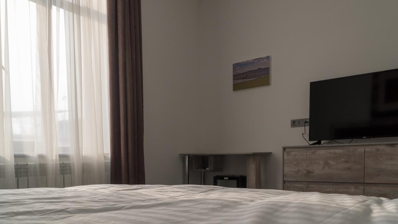 Гостевой дом Home Guest Residence Бишкек Экстерьер фото