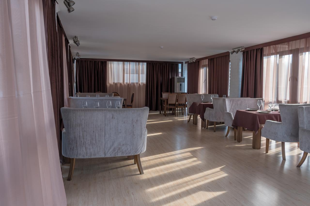 Гостевой дом Home Guest Residence Бишкек Экстерьер фото