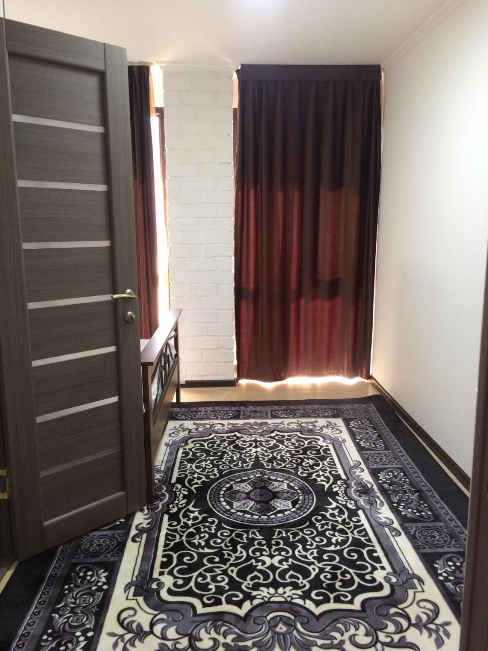 Гостевой дом Home Guest Residence Бишкек Экстерьер фото